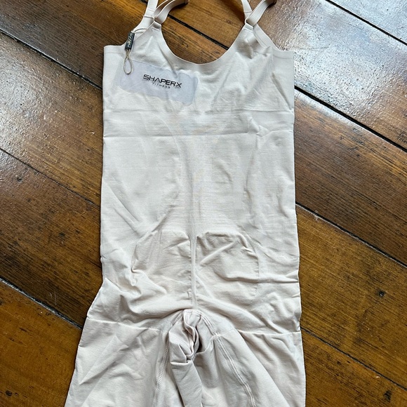 NWT Shaperx/Small - Picture 4 of 8